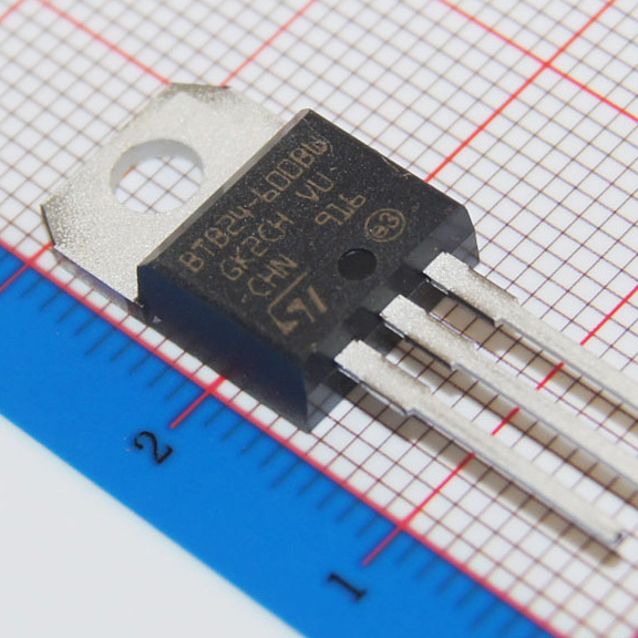 BTB24-600BWRG|ST�ⷨ�뵼��|TRIAC ALTERNISTOR 600V TO220AB