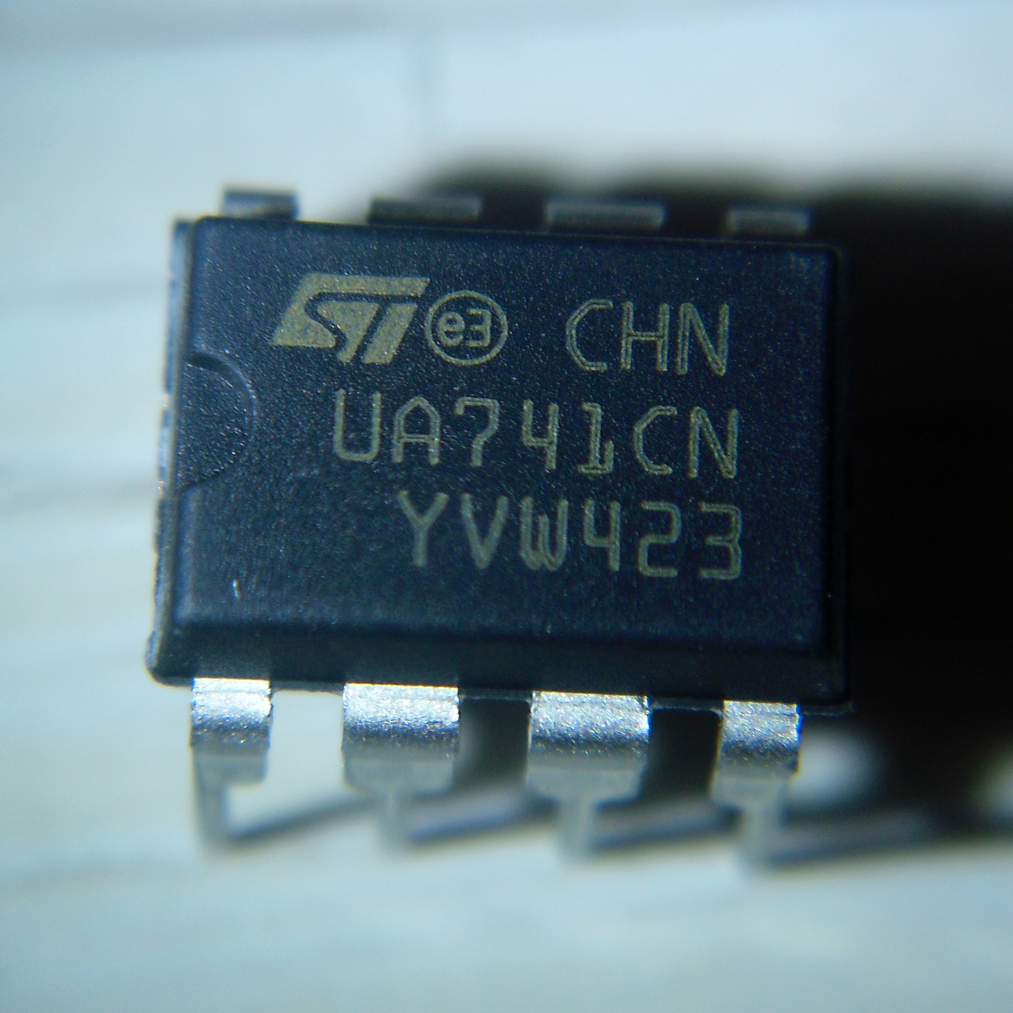 UA741CN-ST意法半导体代理分销(UA741CN市场价格在暂无元到需来电询问元)